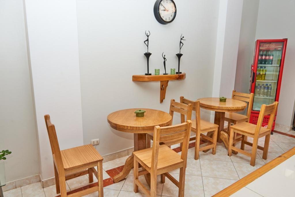 Hostal Montecarlo Камана Екстериор снимка